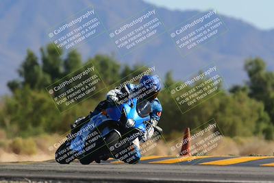 media/Nov-06-2022-SoCal Trackdays (Sun) [[208d2ccc26]]/Turn 7 Set 2 (1050am)/